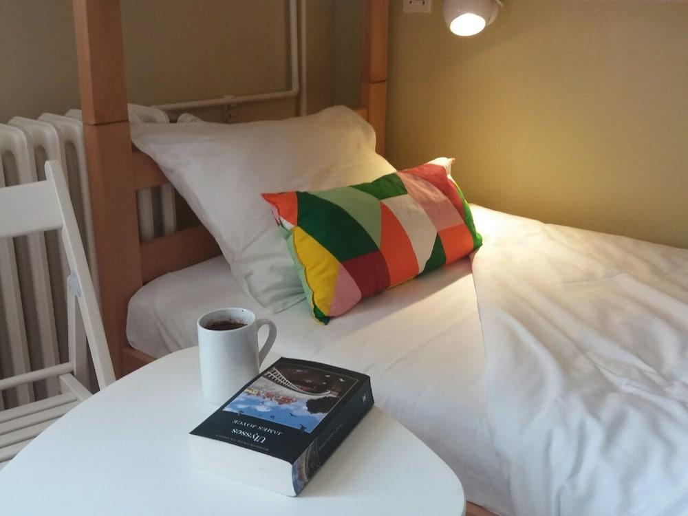 Roommates Hostel Βελιγράδι Εξωτερικό φωτογραφία