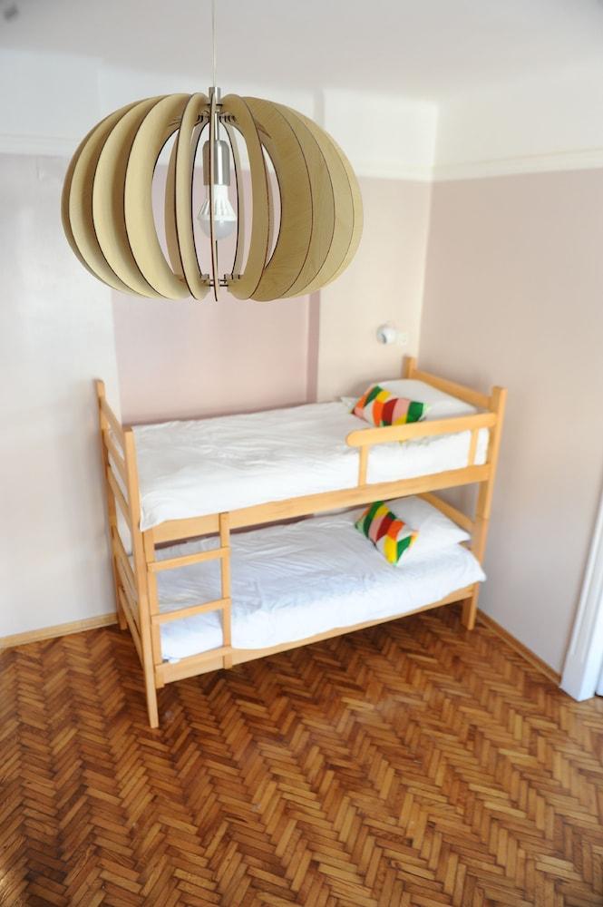 Roommates Hostel Βελιγράδι Εξωτερικό φωτογραφία