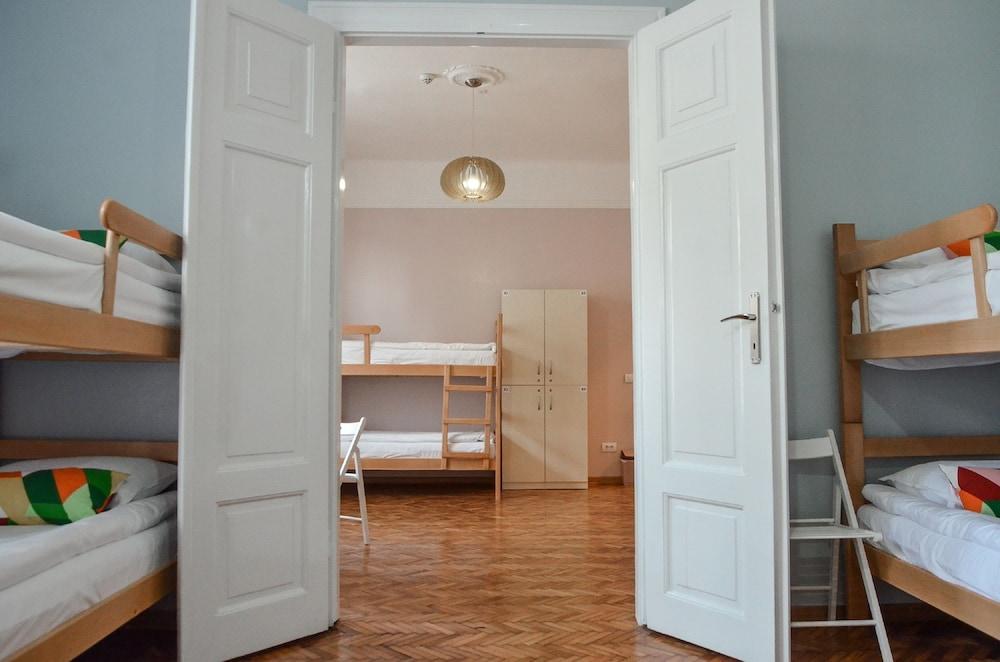 Roommates Hostel Βελιγράδι Εξωτερικό φωτογραφία