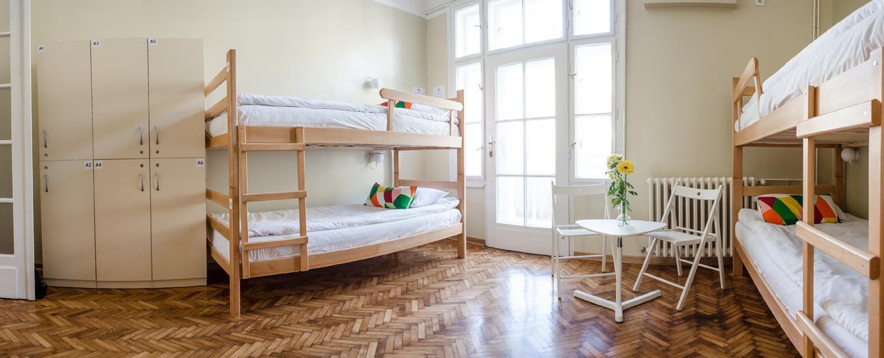 Roommates Hostel Βελιγράδι Εξωτερικό φωτογραφία