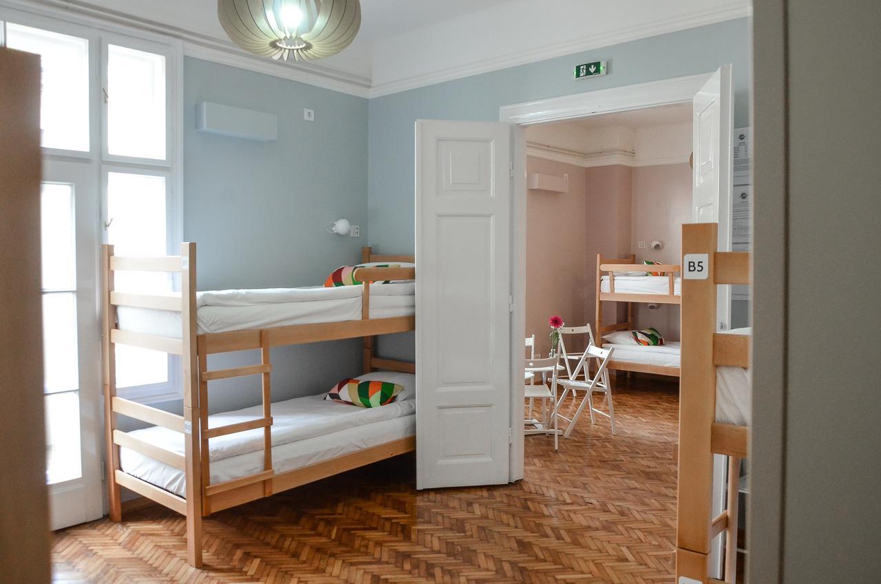 Roommates Hostel Βελιγράδι Εξωτερικό φωτογραφία