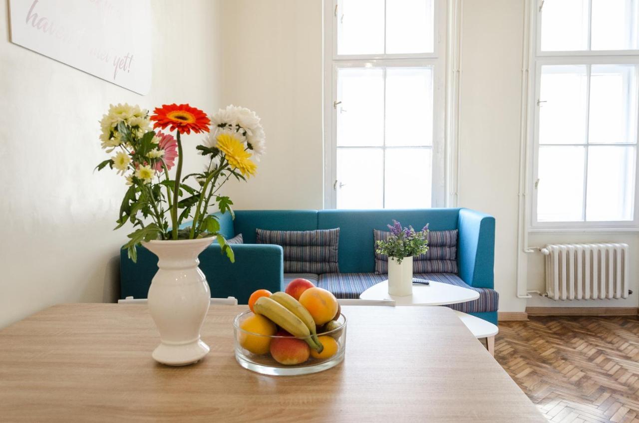 Roommates Hostel Βελιγράδι Εξωτερικό φωτογραφία
